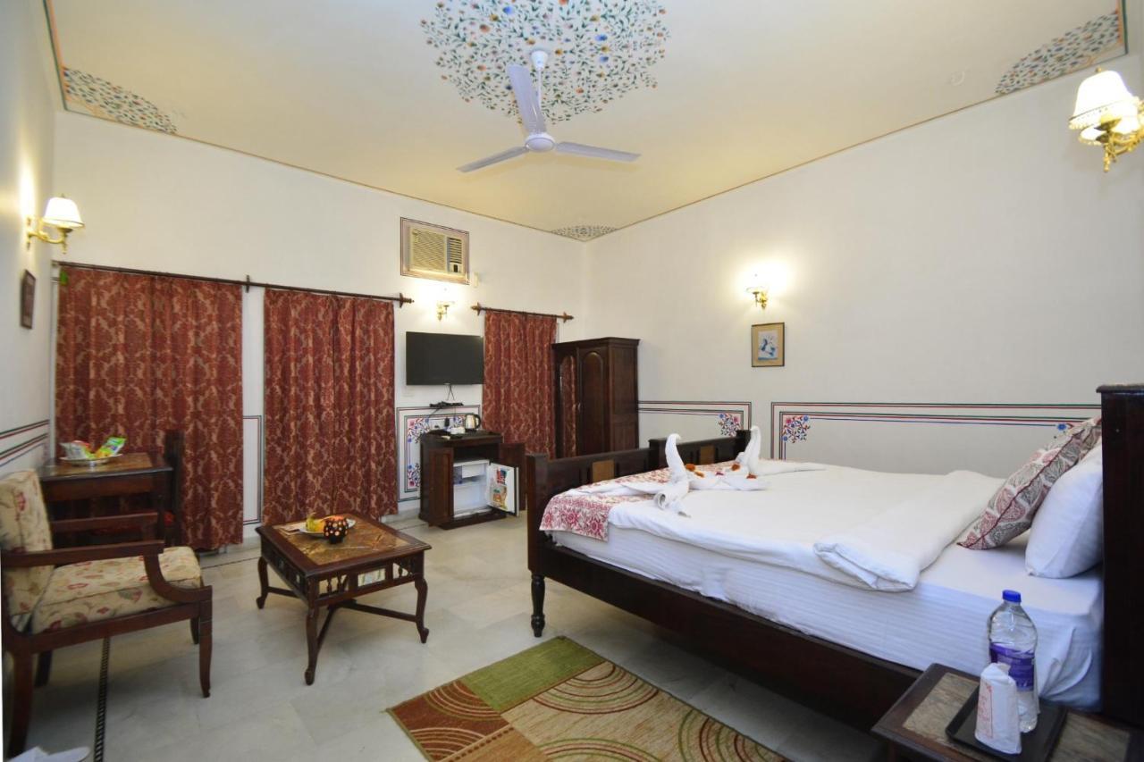 Hotel Mahal Khandela Джапур Экстерьер фото
